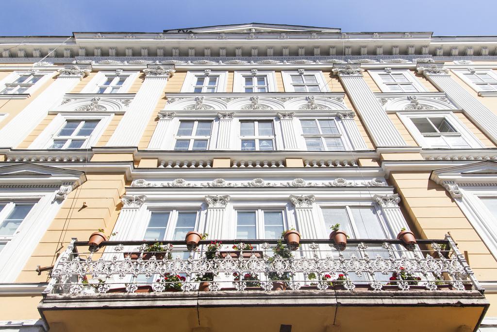 Bright 2Br&Ac Apt At Astoria Budapest Exterior photo