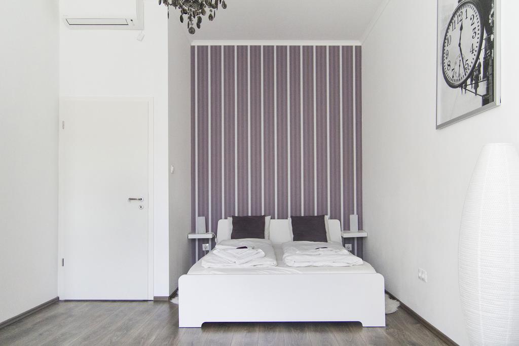 Bright 2Br&Ac Apt At Astoria Budapest Exterior photo
